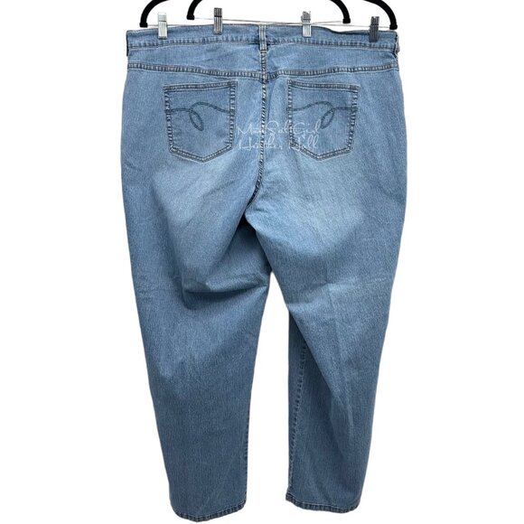 Avenue Jeans Two Pairs Light & Black Wash Denim Lite Straight Leg Size 22 - Picture 9 of 12